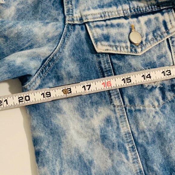Fantastic Fawn Distressed Denim Jacket Size Small Acid Wash Trucker Jean Jacket - Picture 8 of 11